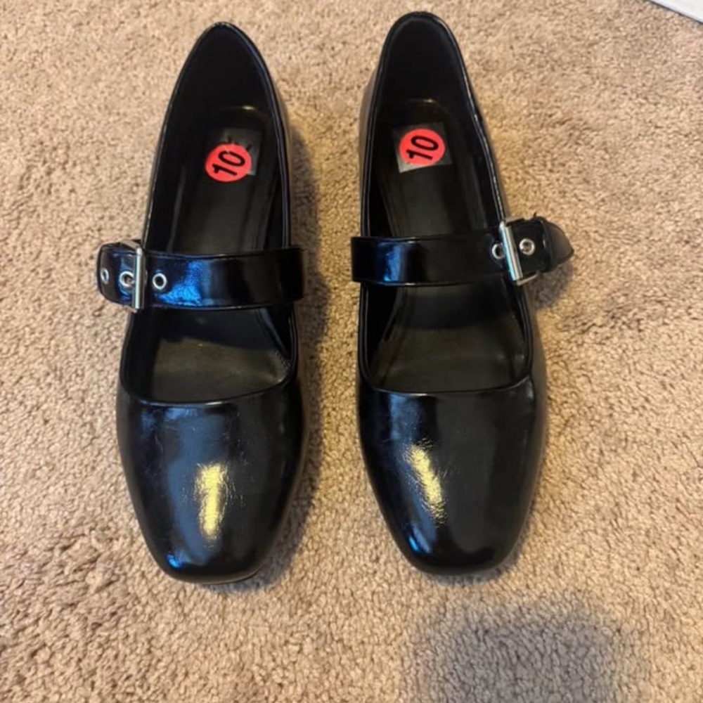 Classic Black Women's Flats